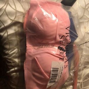 Victoria's Secret Pink Sports Bra